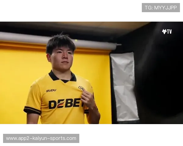 徐彬加盟狼队，英超U21赛季逐步登场